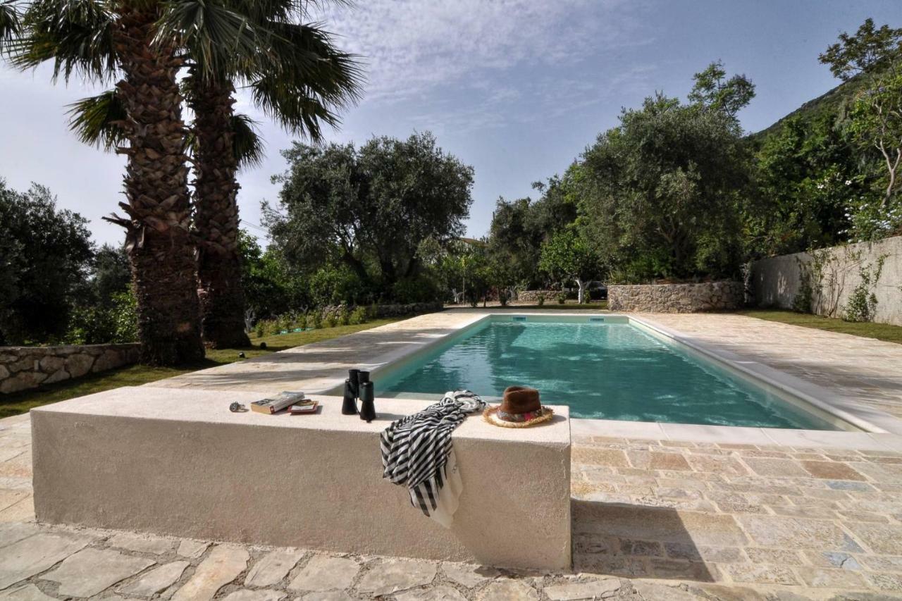 Ionian Garden Villas - Villa Pietra ベニテス エクステリア 写真