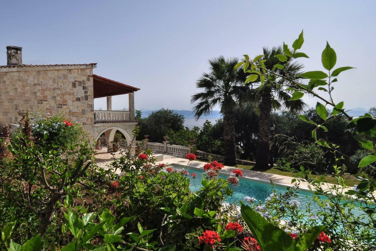 Ionian Garden Villas - Villa Pietra ベニテス エクステリア 写真